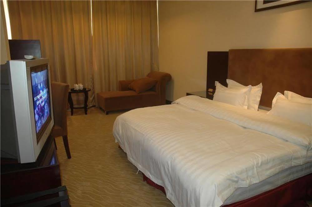 Guangzhou Xiangdu Hotel Extérieur photo